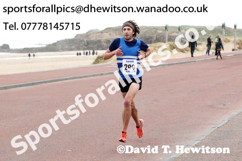 Sand Dancer Race, South Shields. Photo: David T. Hewitson/Sports for All Pics